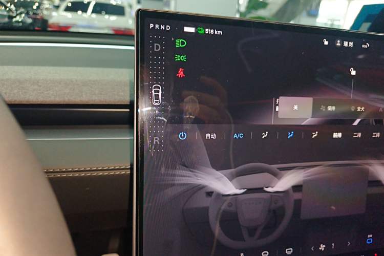 Used Tesla Model Y L 2025 Model Long-Range All-Wheel-Drive Version