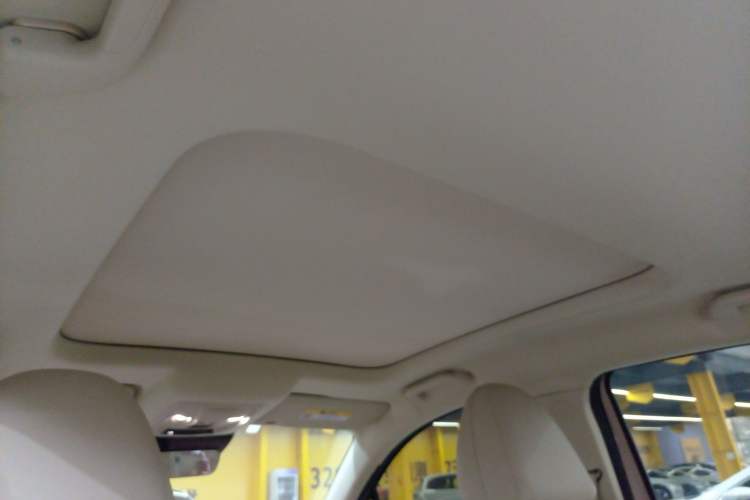 Used ORA Good Cat 2022 400km Standard Range Premium Version Lithium-Ion Battery