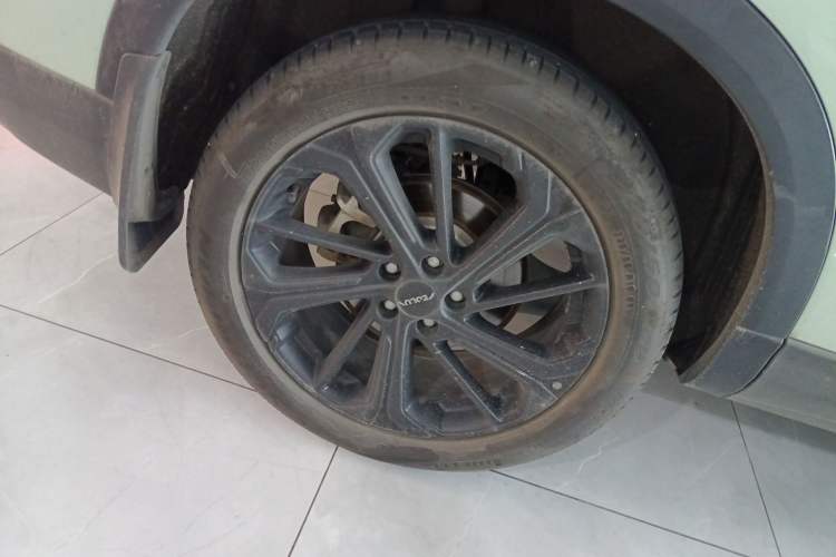 Used Dongfeng Aeolus Huge 2022 Mach Dual-Motor 1.5T MHD Dare-to-Dream Edition
