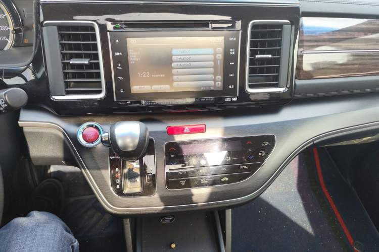 Used Honda Elysion 2016 2.4L Supreme Edition