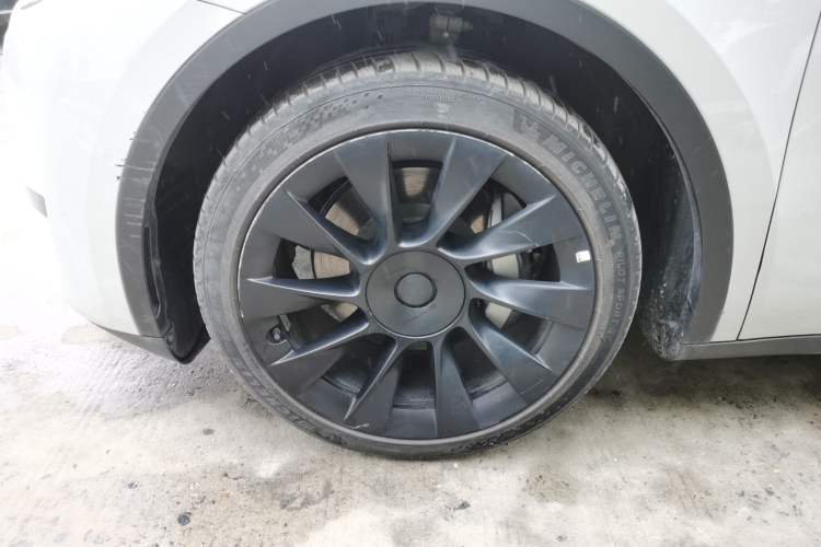 Used Tesla Model Y 2022 Rear-Wheel-Drive Version
