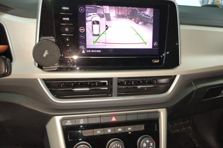 Used Volkswagen T-ROC 2024 280TSI DSG Two-Wheel-Drive Time Edition
