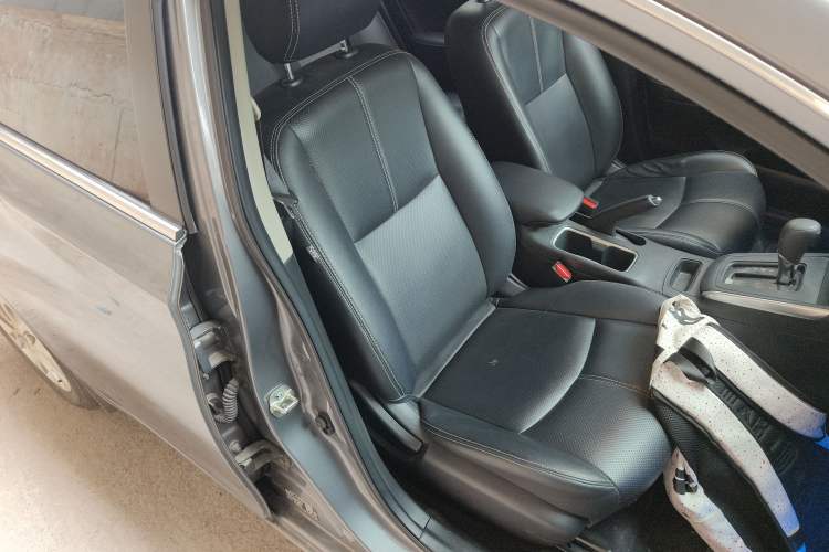 Used Nissan Sylphy 2024 Classic 1.6XE CVT Comfort Edition Right Front Seat