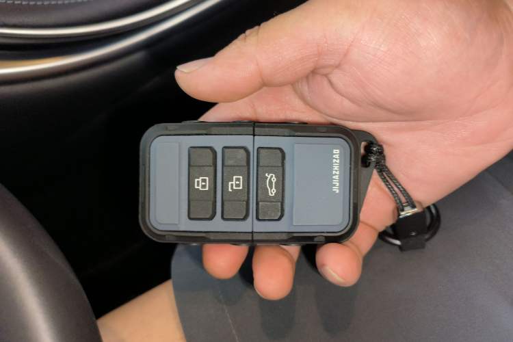 Used Mercedes-Benz C-Class 2023 Revised C 200 L Sport Edition
