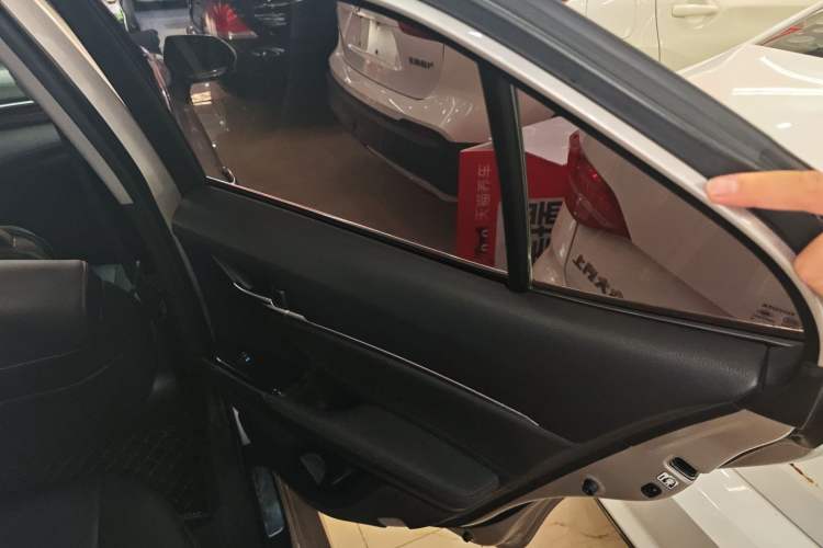 Used Toyota Camry 2019 2.5G Luxury Edition China VI Standard
