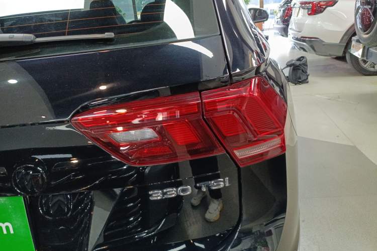 Used Volkswagen Tiguan L 2021 330TSI Automatic Two-Wheel Drive Smart Edition