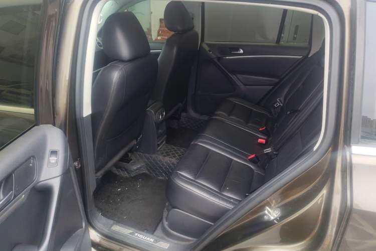 Used Volkswagen Tiguan 2015 1.8TSI Automatic Two-Wheel Drive Luxury Model Left Rear Seat