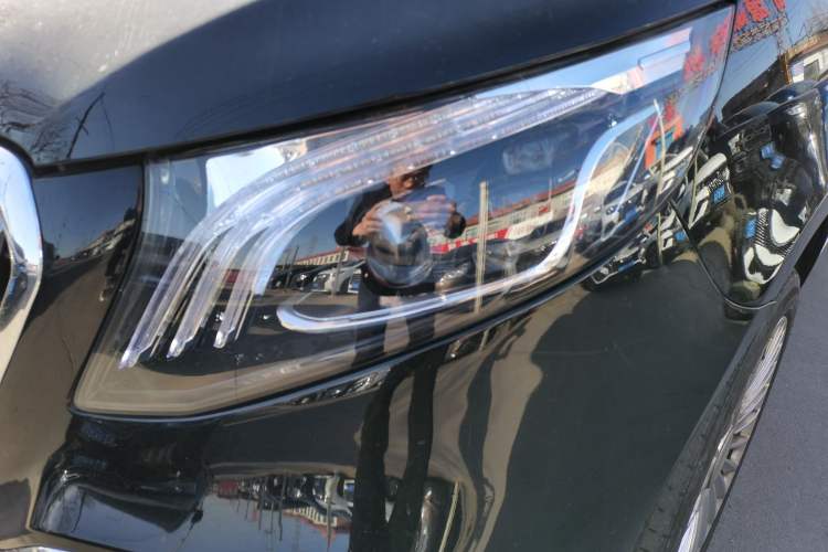 Used Mercedes-Benz Vito 2021 2.0T Elite Version 7 Seats
