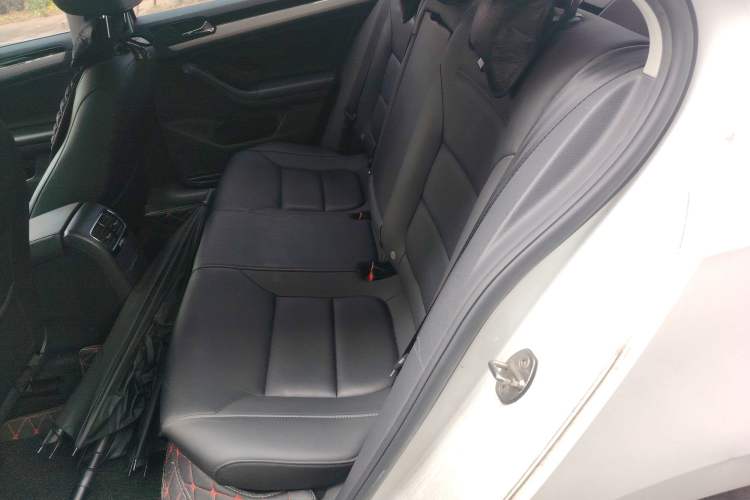 Used Volkswagen Sagitar 2018 1.6L Automatic Comfort Model Left Rear Seat