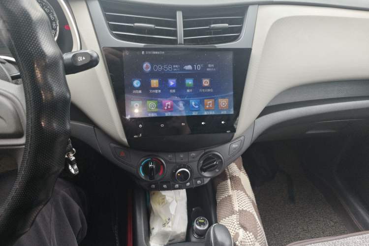 Used Chevrolet Sail 2015 Sail 3 1.3L AMT Ideal Edition Audio And AC Panel