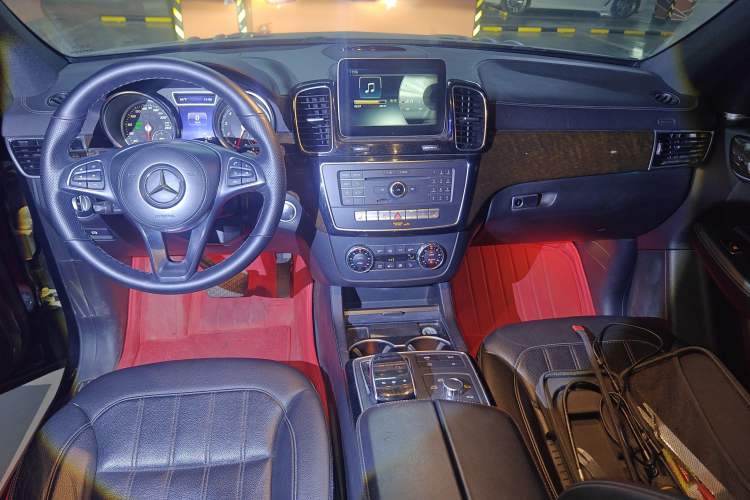 Used Mercedes-Benz GLS 