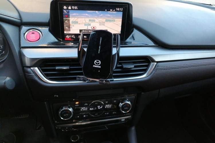 Used Mazda Atenza 2017 2.0L Blue Sky Luxury Edition