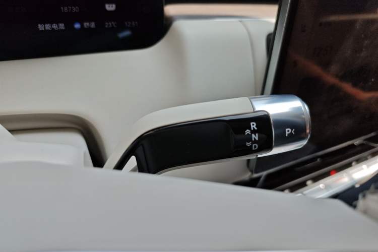 Used Zeekr 9X 2025 Ultra Edition Gear Lever