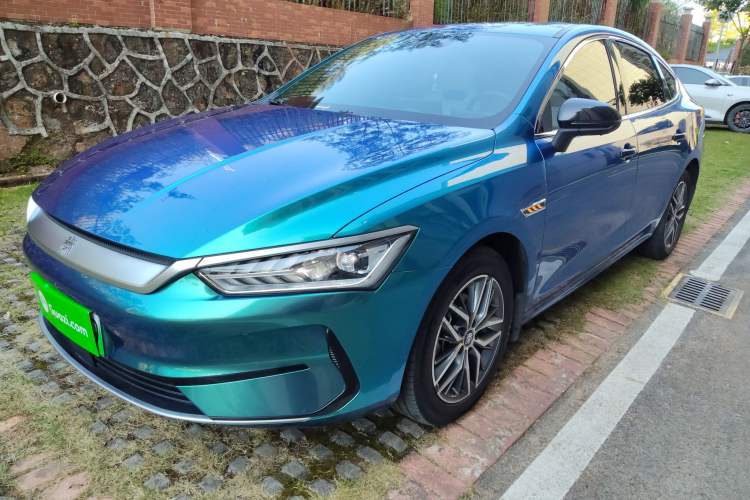 Used BYD Qin PLUS 2024 Honor Edition EV 510KM Excellence Model