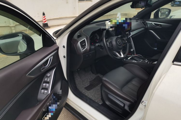 Used Mazda CX-4 2018 2.0L Automatic Two-Wheel Drive Blue Sky Premium Upgrade Version China VI Standard Driver Seat