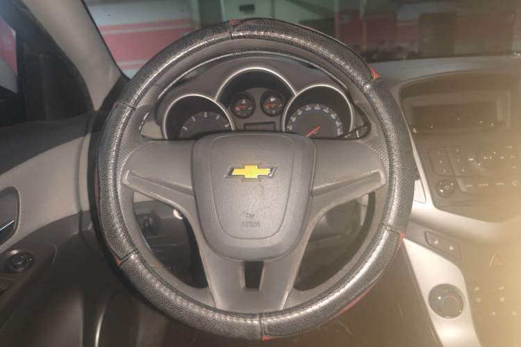 Used Chevrolet Cruze 2013 1.8L SE AT
