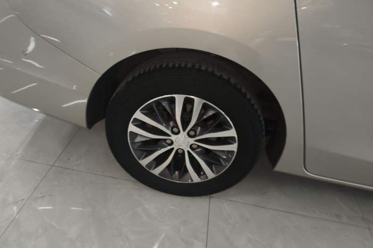 Used Buick GL8 2022 ES Landtrek 653T Luxury Edition