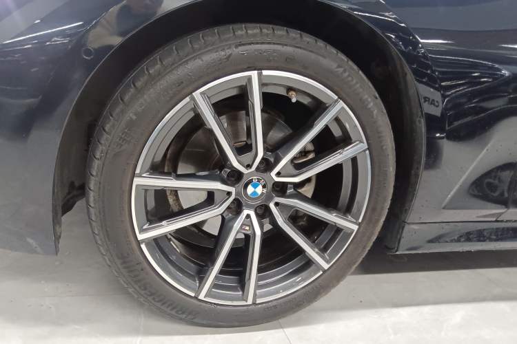 Used BMW 3 Series 2023 325Li M Sport Package
