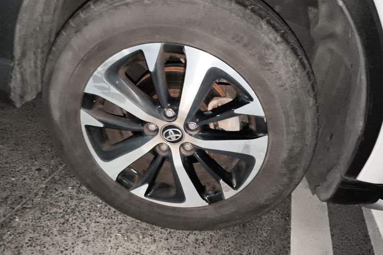 Used Toyota RAV4 2016 2.0L CVT Two-Wheel Drive Fashion Edition China V Standard