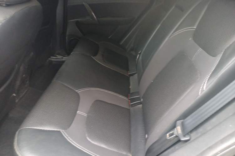 Used Zotye T600 2015 1.5T Manual Luxury Model Left Rear Seat