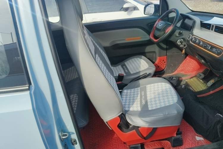 Used Wuling Hongguang MINIEV 2020 Zizai Version Lithium-NMC