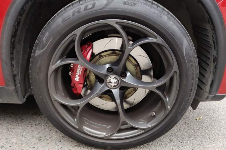 Used Alfa Romeo Stelvio 2017 2.0T 280HP Luxury Edition