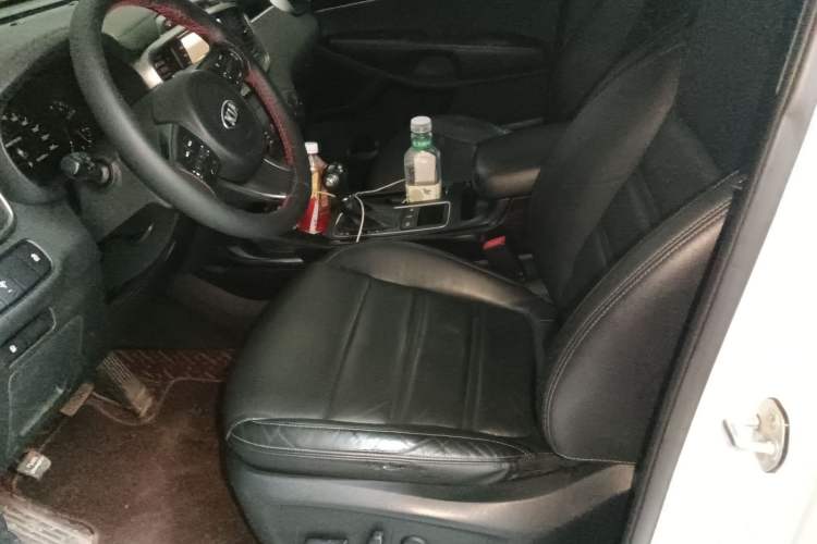 Used Kia Sorento 2015 Sorento L 2.2T Diesel 4WD Elite Edition 7 Seats China IV Standard