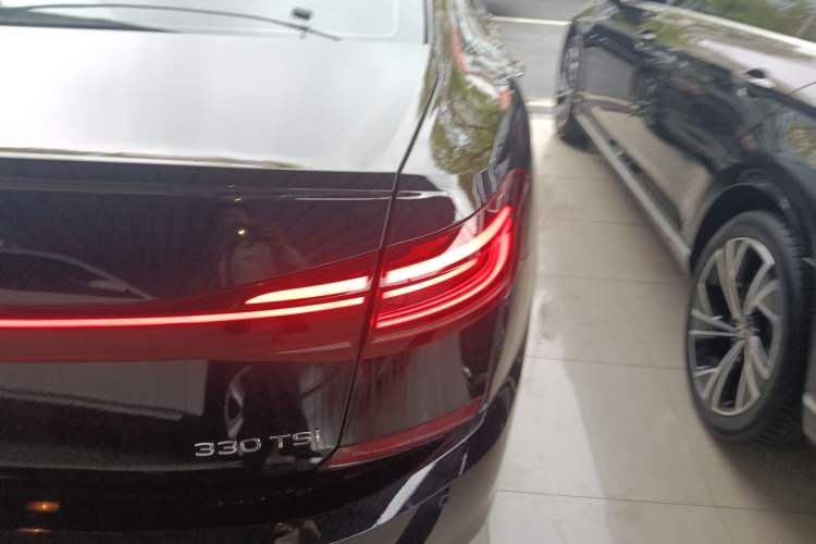 Used Volkswagen Passat 2023 330TSI Luxury Edition
