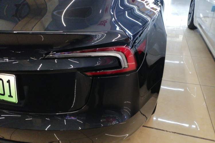 Used Tesla Model 3 2025 Rear-Wheel-Drive Version