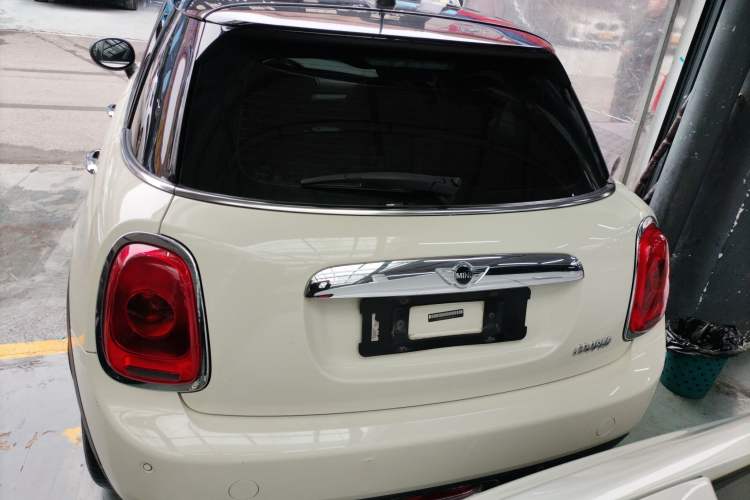 Used MINI MINI 2016 1.5T COOPER Five-Door Edition