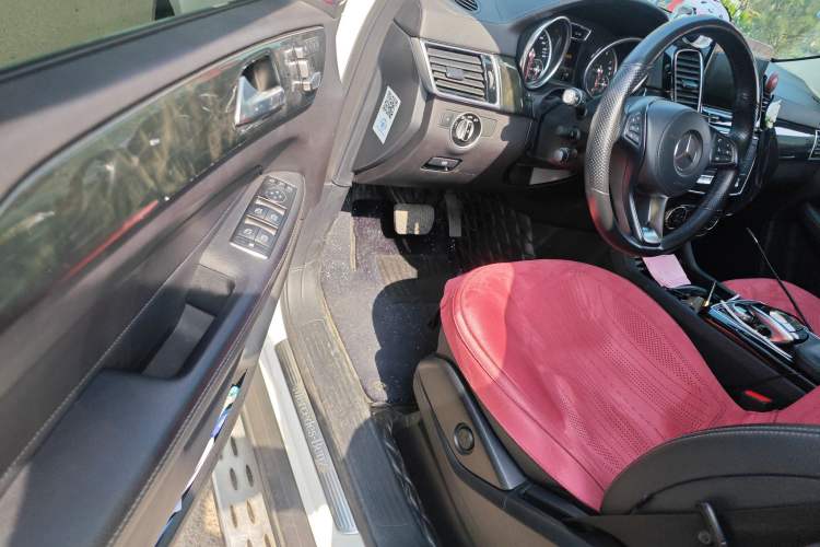 Used Mercedes-Benz GLS 