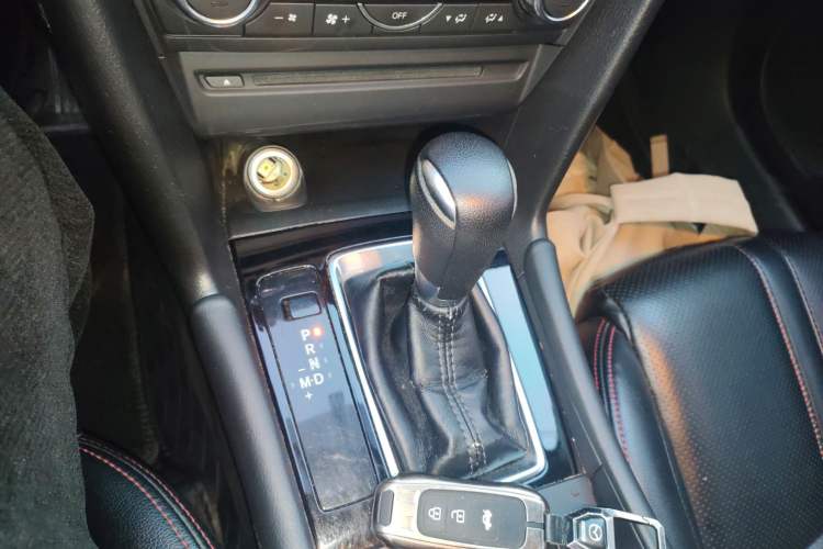 Used Mazda Mazda 3 Axela 2017 Sedan 1.5L Automatic Luxury Model Emission Standard China V
