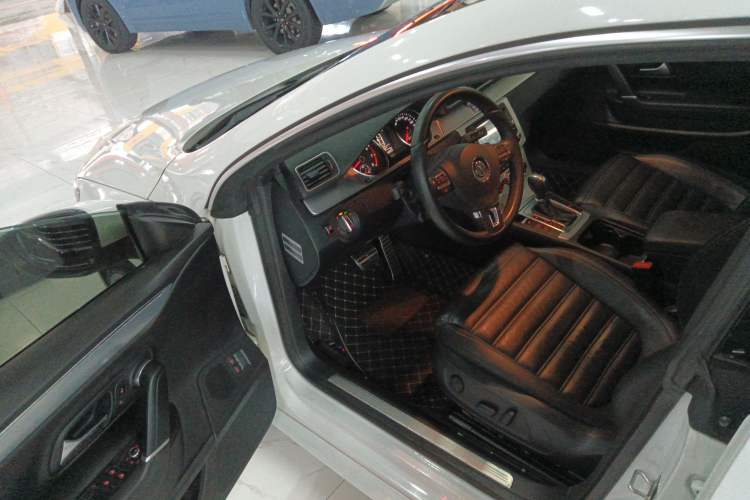 Used Volkswagen FAW-Volkswagen CC 2013 1.8TSI Prestige Model
