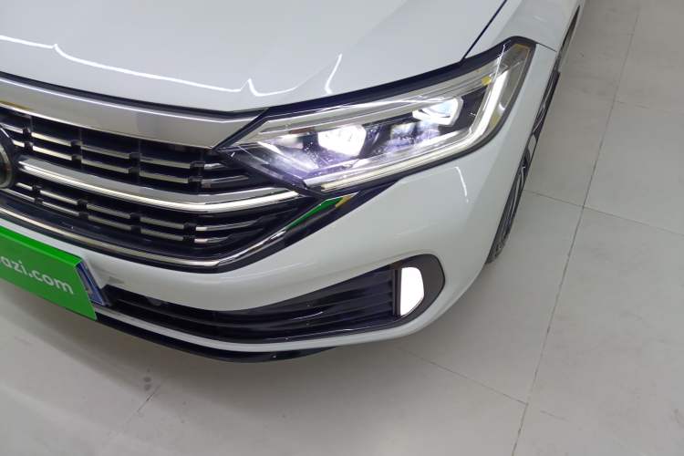 Used Volkswagen Sagitar 2023 300TSI DSG Excellence Edition Left Front Headlight