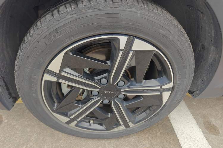 Used Lynk & Co 06 EM-P 2023 EM-P 126 Long-Range Pro