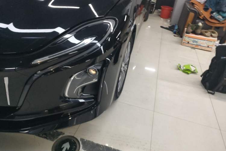 Used Hongqi E-QM5 2022 431 km Charge & Enjoy Edition