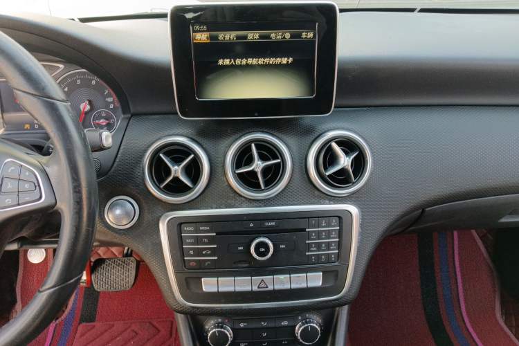 Used Mercedes-Benz A-Class (Import) 2017 Revised A 200 Dynamic Edition
