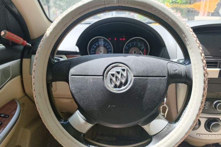 Used Buick Excelle 2013 1.5L Manual Luxury Model
