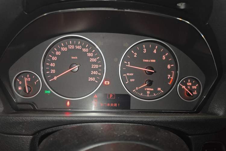 Used BMW 3 Series 2015 320Li Luxury Edition Fashion Model
