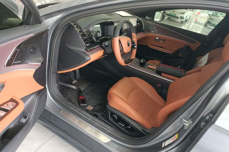 Used BYD Han 2022 EV Genesis Edition 610KM All-Wheel Drive Premium Model
