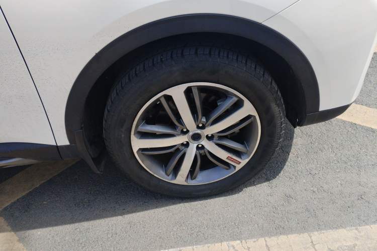 Used Haval H6 2017 Red Label 2.0T Automatic Two-Wheel Drive ZhiShang Model