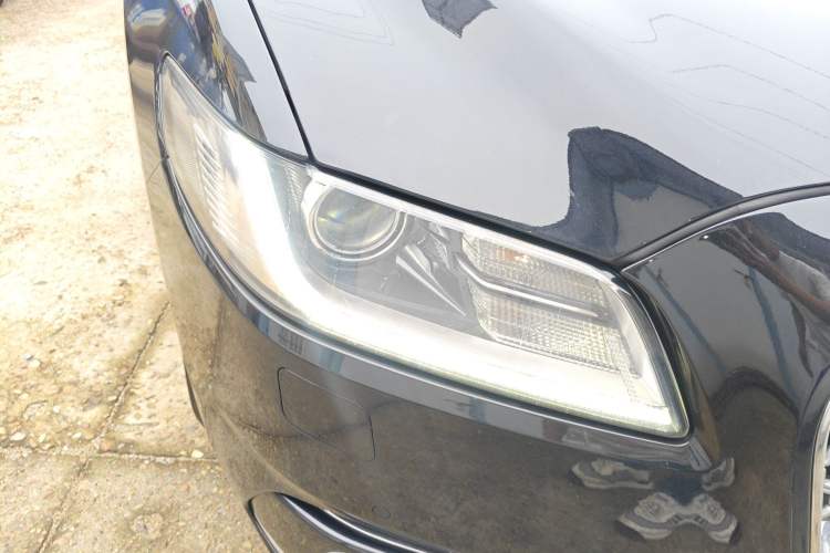 Used Lincoln Continental 2018 2.0T Two-Wheel Drive Deluxe Edition Right Front Headlight