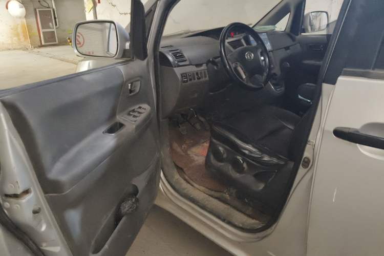 Used Great Wall V80 2012 1.5T Manual Yashang Trim
