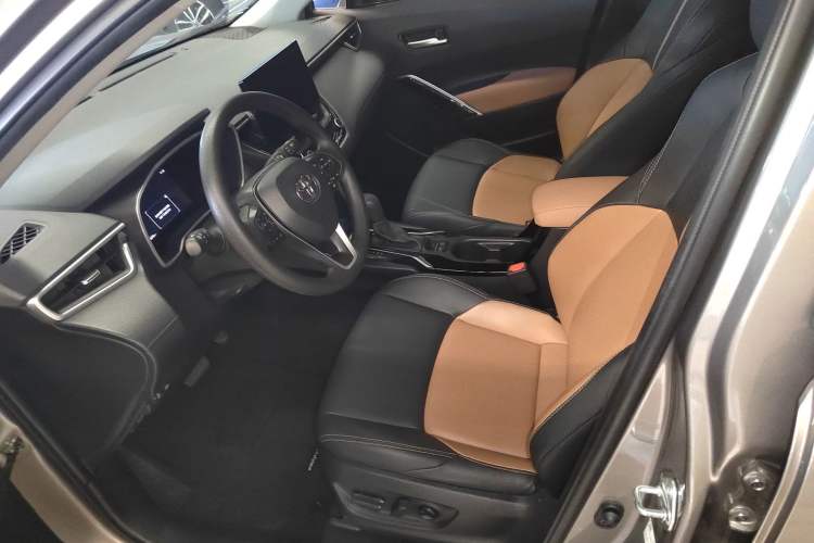 Used Toyota FRONTLANDER 2023 2.0L CVT Sport Edition
