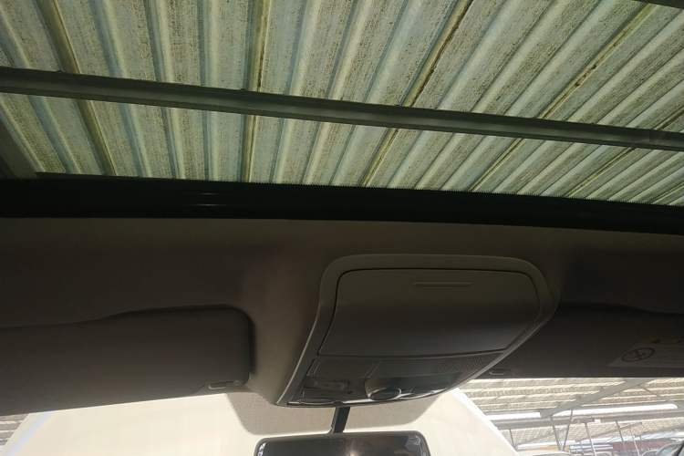 Used Volkswagen Sagitar 2014 Revised Version 1.6L Automatic Leading Edition