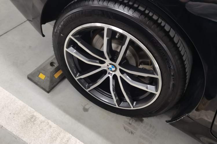 Used BMW 5 Series 2022 Second Facelift 525Li M Sport Package