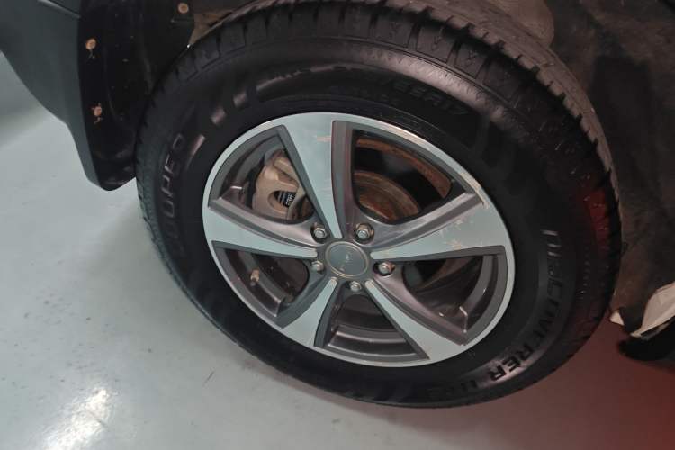 Used Haval H6 Coupe 2016 Blue Label 1.5T Automatic Two-Wheel Drive Elite Model Right Rear Wheel Hub