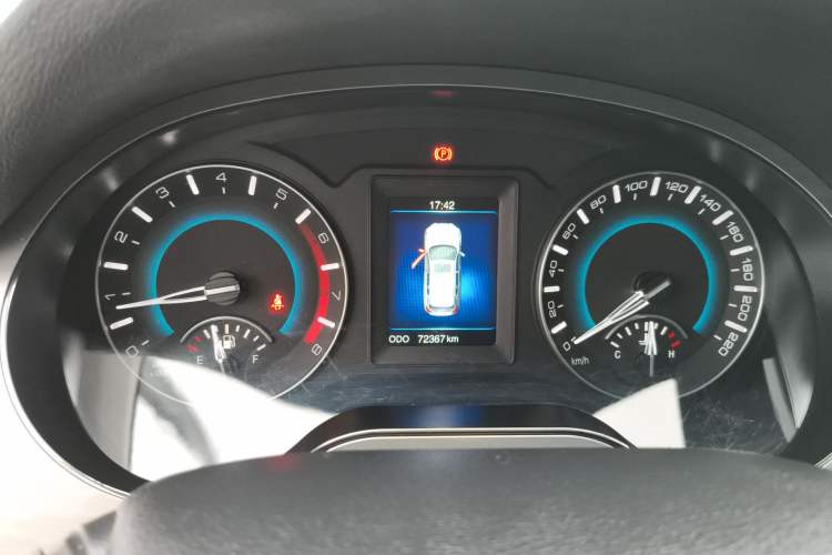 Used Haval H2 2017 Red-Label 1.5T Manual Two-Wheel Drive Luxury Model
