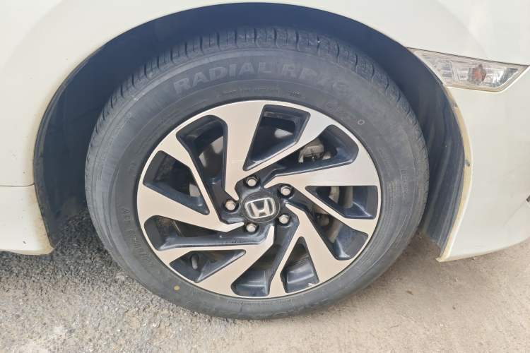 Used Honda Civic 2016 220TURBO CVT Luxury Edition