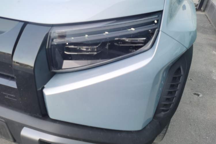 Used Formula Leopard Titanium 3 2025 501KM All-Wheel Drive Intelligent Driving Ultra Version